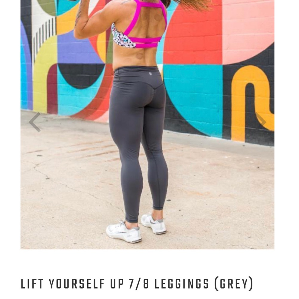 Medium Born Primitive Lift Yourself Up 7/8 Leggins